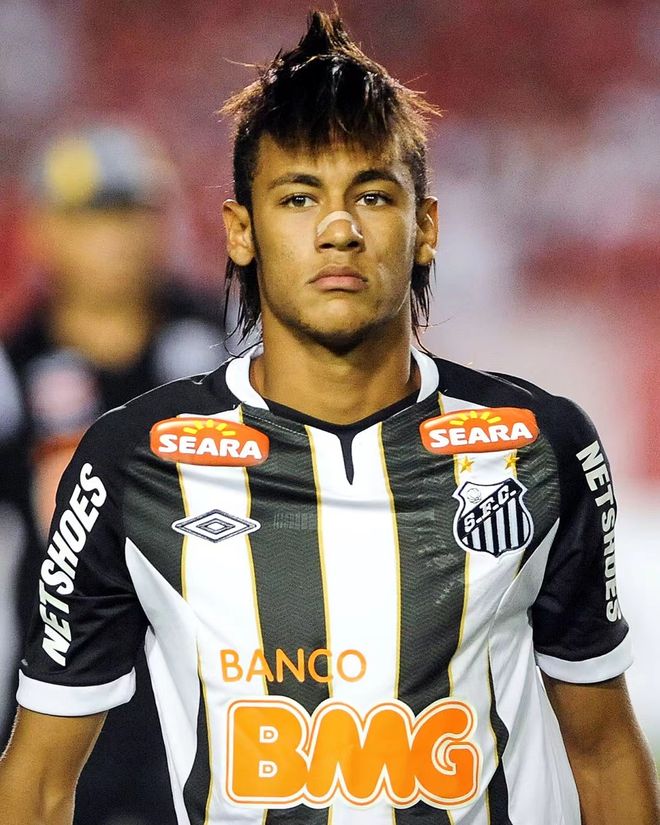 米体：拉齐奥重启主场放飞雄鹰仪式，新鹰将于2026年首次亮相