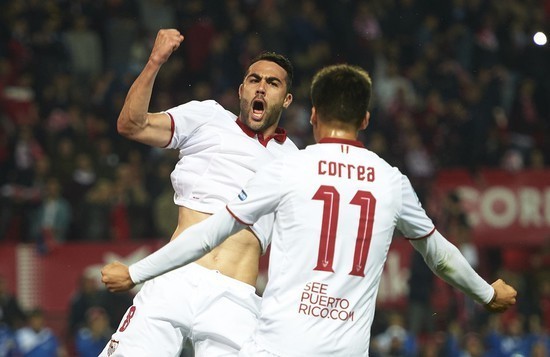 解析投手如何在满垒情况下通过三振缓解全队的防守压力