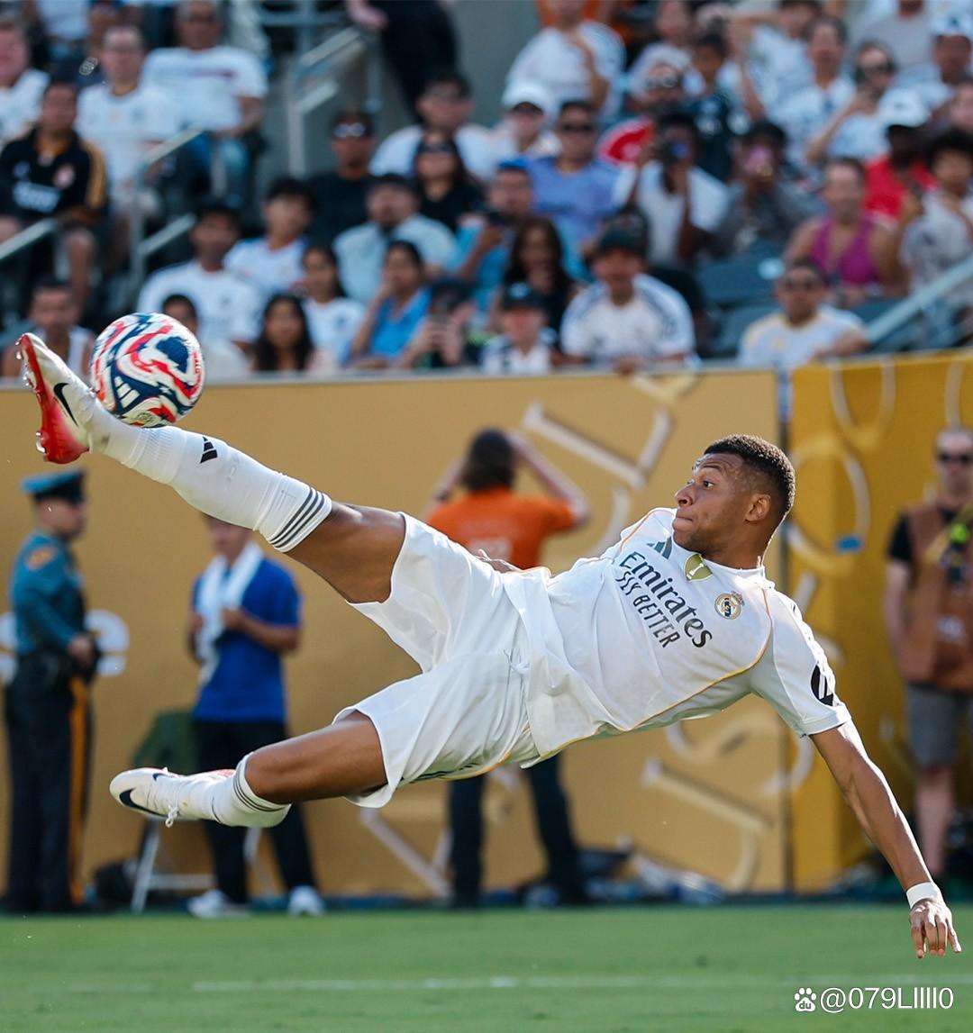 纳尼：曼联需要引进中场，若昂·内维斯是绝佳人选