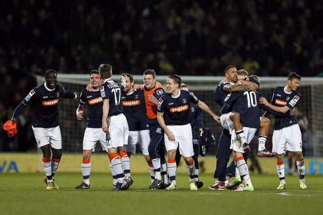 新疆vs福建前瞻：两队皆经历核心离队，急待新核挺身而出（新疆迎战福建前瞻：双队核心相继离队，新支柱亟需站出来）